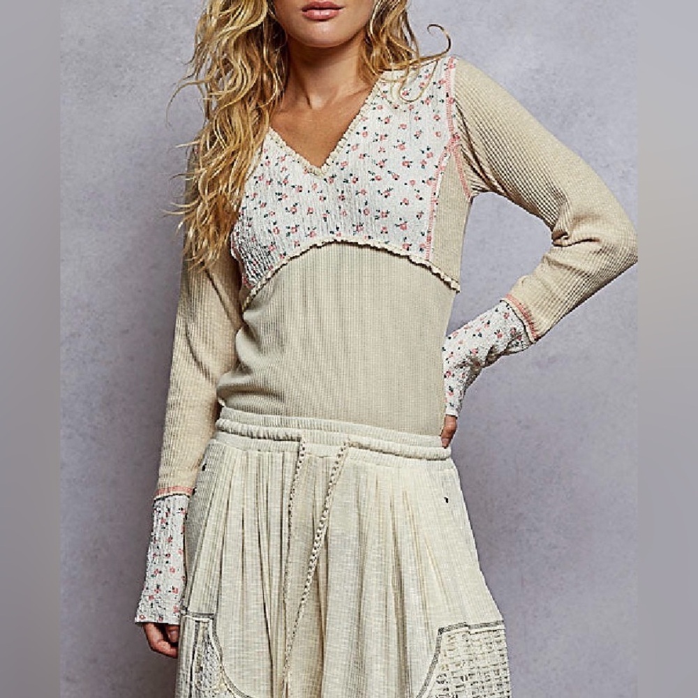 NWT POL Waffle Knit Floral Textured Contrast Thermal Long Sleeve Top - Picture 8 of 10